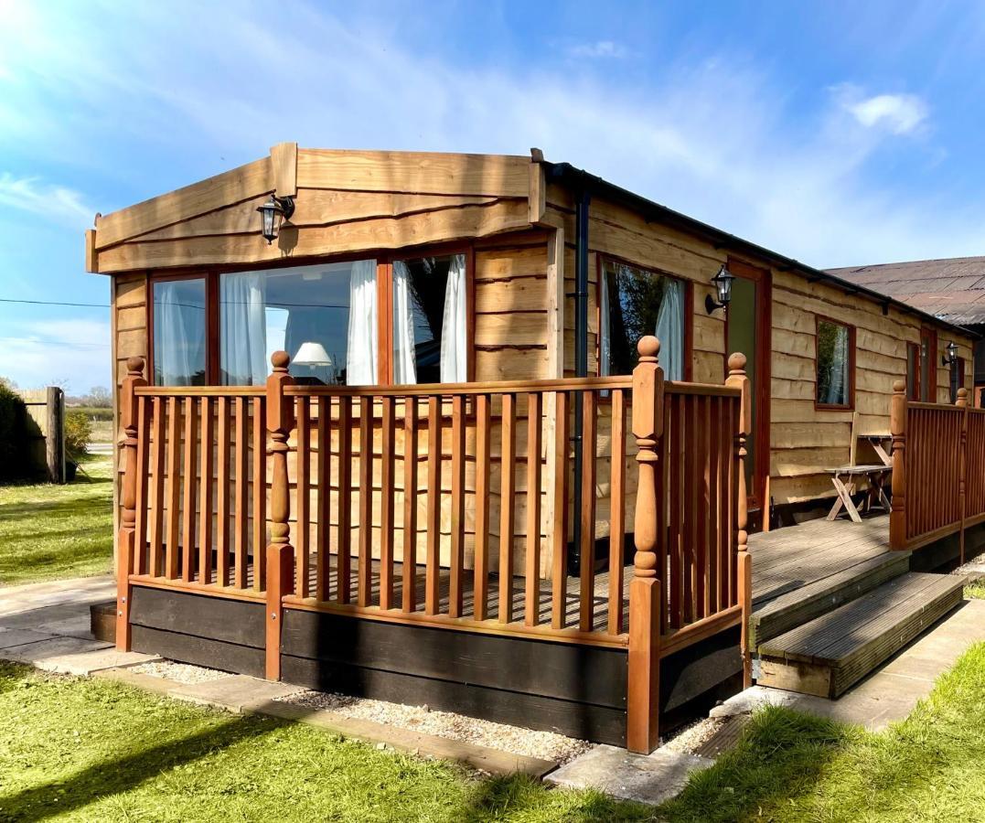 Poplar Lodge Log Caravan Kirkby on Bain Buitenkant foto